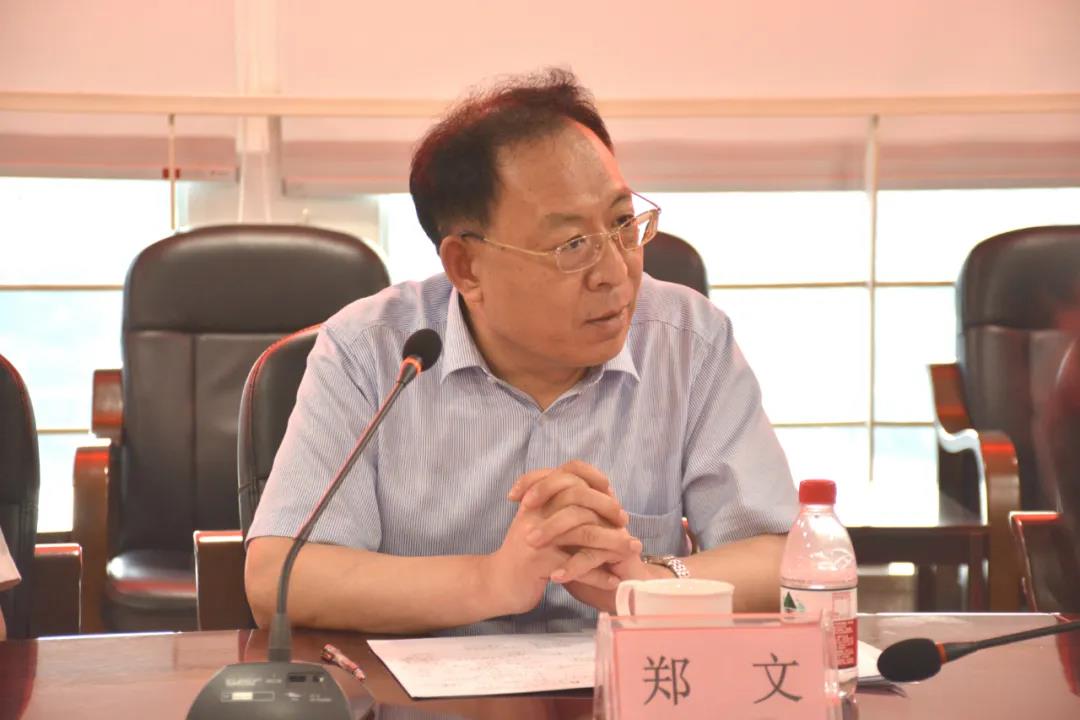 商务部流通发展司司长郑文一行调研红星4