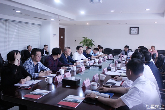 芙蓉区人大常委会副主任严国益一行来红星考察交流